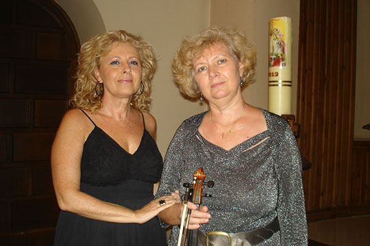 Natalia Shkil - solista del Grupo Elegia y Virginia Talayero - soprano Musicos de Zaragoza para conciertos, bodas y todo tipo de eventos. www.elegia.es Tel.679 590 436