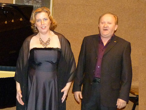 Sonia Asebes - Soprano y Ramon La Voz- solistas del Grupo Elegia.www.elegia.es Musicos de Zaragoza para conciertos, bodas y todo tipo de eventos. www.elegia.es Tel.679 590 436