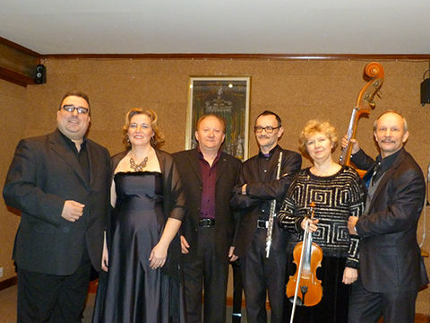 Grupo Elegia con Ramon La Voz y Sonia Acebes para un Concierto Musicos de Zaragoza para conciertos, bodas y todo tipo de eventos. www.elegia.es Tel.679 590 436