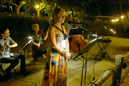 Grupo Elegia con Virginia Talayero en Corazon Verde. Zaragoza Musicos de Zaragoza para conciertos, bodas y todo tipo de eventos. www.elegia.es Tel.679 590 436