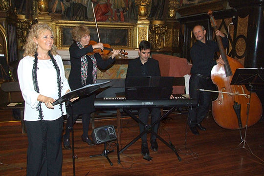 Virginia Talayero y Grupo Elegia. Ave Maria Musicos de Zaragoza para conciertos, bodas y todo tipo de eventos. www.elegia.es Tel.679 590 436